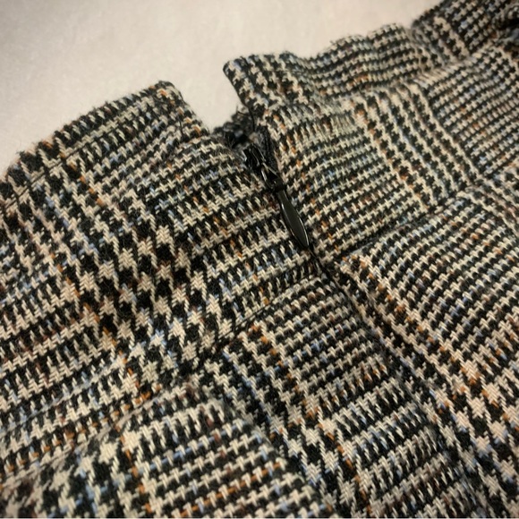 Cute Patterned Skirt! - Picture 4 of 6